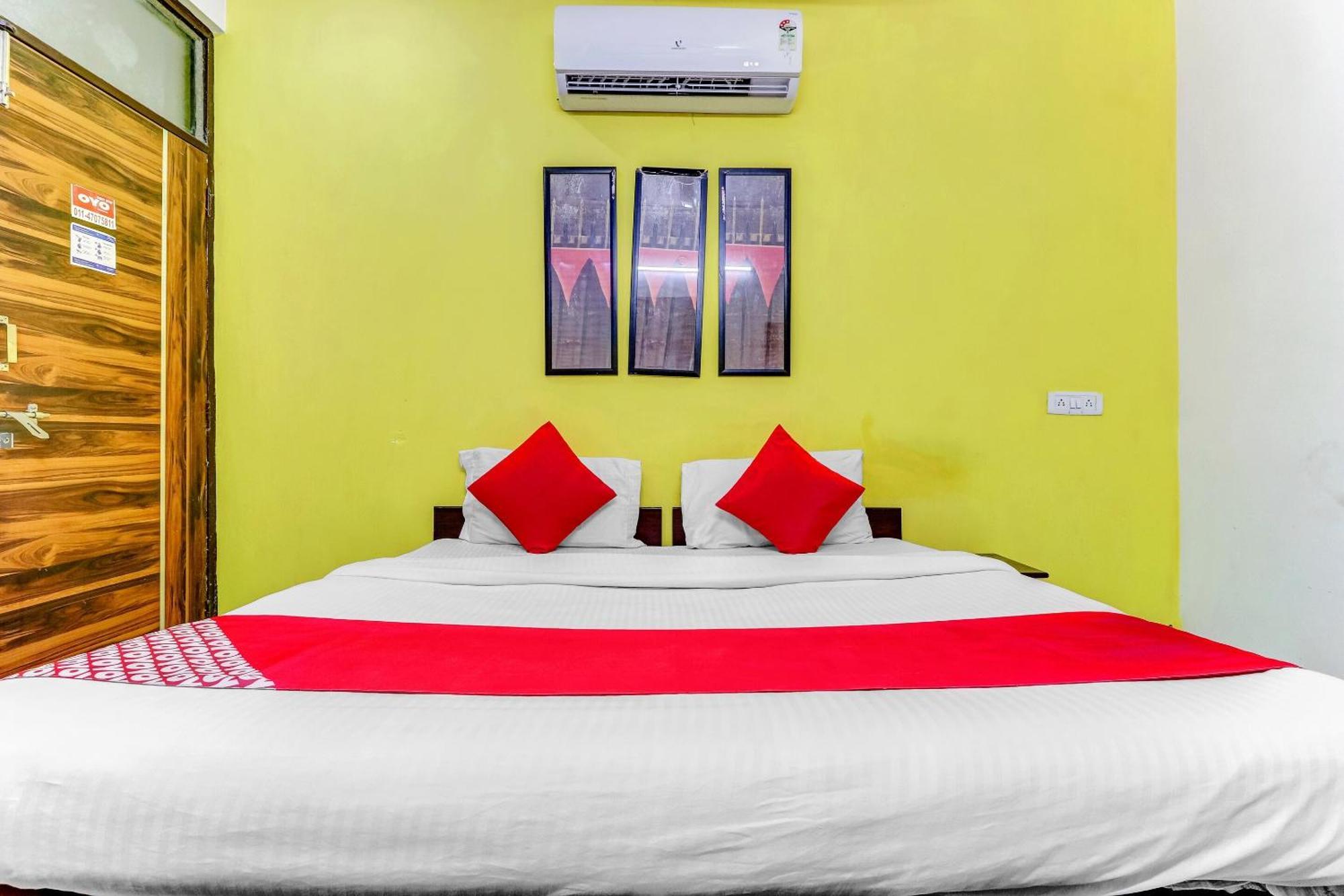 Hotel O Cozy Stay Delhi  Exterior photo